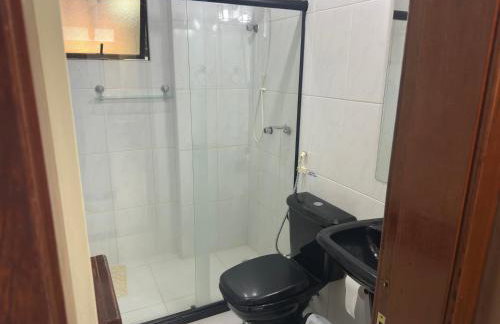 Flat Guarajuba 4 quartos térreo à Beira Mar - pé na areia - governança com arrumadeira e Wi Fi inclusos - Foto 34