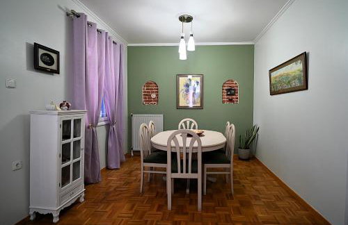 Dora's House - Photo 13