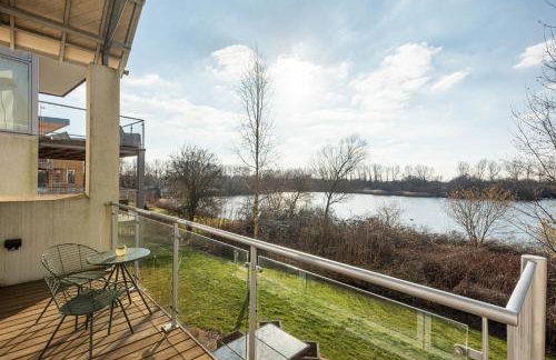 Lakeside property with spa access on a nature reserve Owls Hoot HM69 - Foto 3