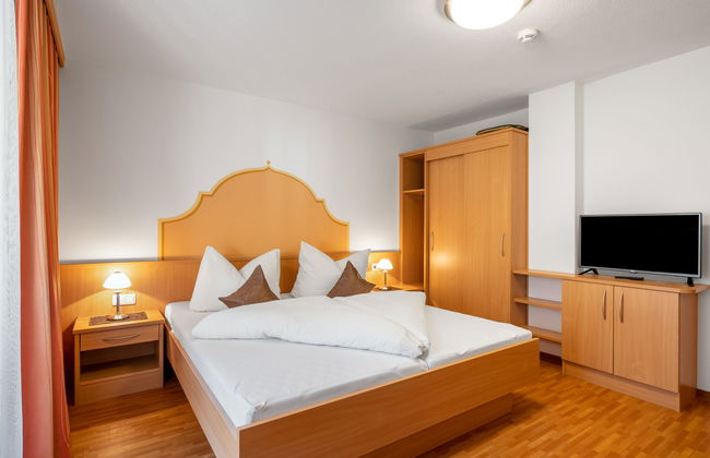 2 bedroom Apartment in Mayrhofen with garden - Photo 6