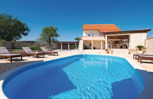 Five-Bedroom Holiday Home In Gorica - Foto 20