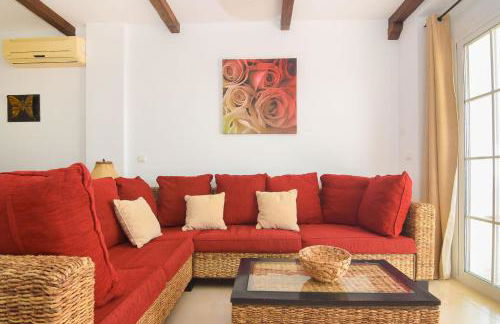 Villa privada con increíbles vistas al mar - Photo 30