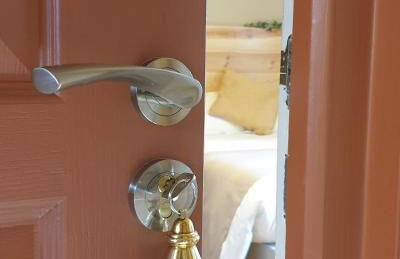 Séjour élégance et bien-être au CHATEAU de GRANDMONT - piscine et parc arboré au coeur du vignoble du Beaujolais - Foto 4