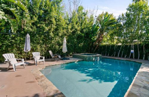 New Listing Burbank Retreat by Colby & Conrad - Foto 39