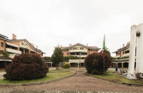 Appartamento Luminoso con Terrazzo, Milano Fiera - Foto 27