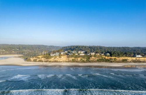 Ocean Front with Spectacular Views! 2 Bedroom, 2 Bath! Seal Rock Cottage! - Foto 34