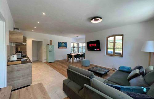 4YOUnic Glonn1 * Boxspring * Jacuzzi * Netflix*65“ - Foto 13