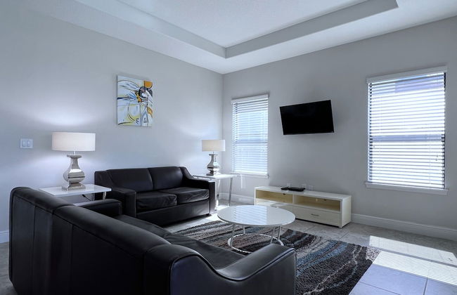 Balmoral Resort-192kb 4 Bedroom Home by RedAwning - Photo 11