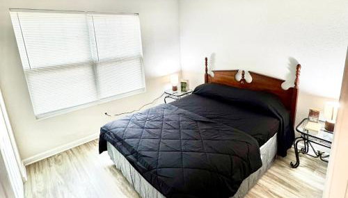 3 Bed Home 5 Mins to JAX Airport & Zoo - Foto 5