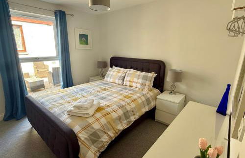 Modern Coastal Retreat, 5-Bedroom, 4-Bathroom Home, with Parking in Portsoy - Foto 18