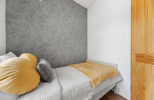 Peaceful 3-BR Home-Driveway, Sky-TV-Free WiFi - Foto 22