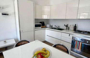 Santa Maruzza - Apartment with Balcony View, 5 Min Walk to Teatro Massimo & Cathedral - Foto 10