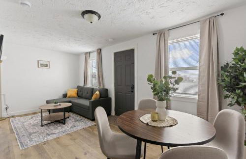 Leech Lake Views Quaint Stay Near Town & Hiking - Foto 1