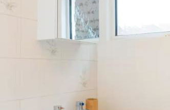 7 Bedroom Home - Contractor Stays - Reading Central - Photo 20