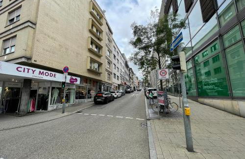 Goldstadt Comfort Suite - City Apartment Schlössle - Foto 56