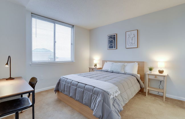 Spectacular Condo At Ballston With Gym - Photo 12