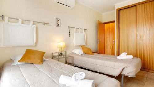 Energia Dourada - Porto Santo - Foto 2