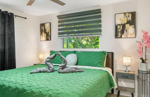 Updated Sarasota Retreat Spa Hot Tub Prime Location - Foto 4