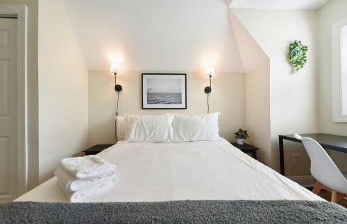 3 Bedroom House with Netflix, FREE Parking, Near Hospitals, Shopping,Food - Foto 13