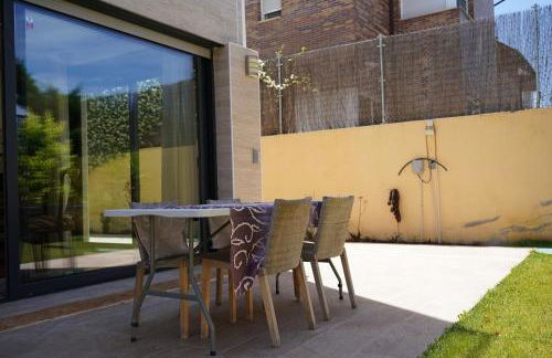 complete luxury house with garden - Foto 56