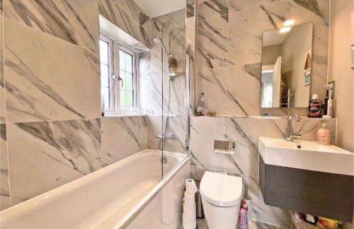 Foreman Manor Near London & Guildford 3 Bed 3 Bath - Foto 18