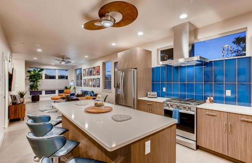 Elegant Townhome Near Old Town, Breweries and River! - Foto 22