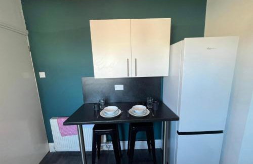 Spacious 2bedroom property by Star Suites - Photo 3