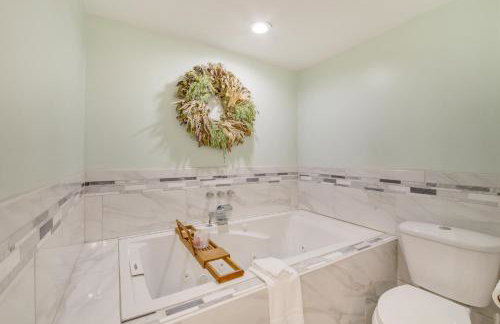 Searsport Paradise with Private Pool and Patio! - Foto 22