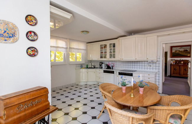 1 Villa Blanck Comfortable Holiday Residence - Photo 6