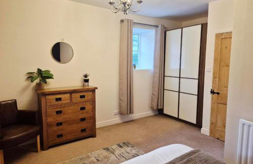 Underhill Holiday Cottage - Photo 11