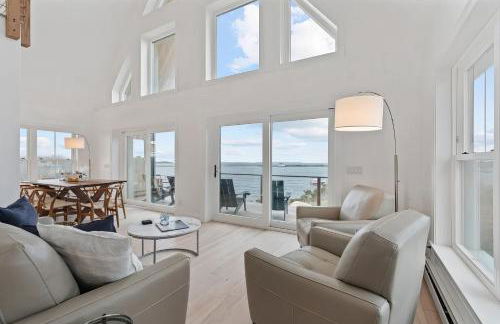 Cuttyhunk Waterfront - Private Beach & Patio - Foto 34