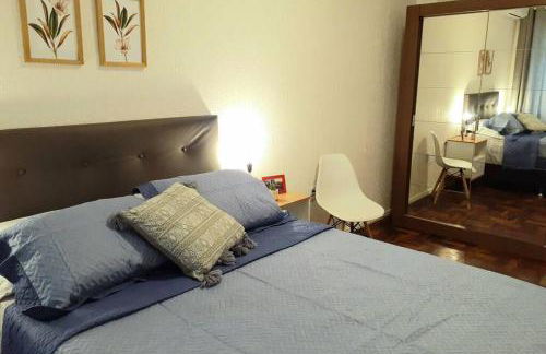 Amplo, aconchegante e pertinho de tudo - Foto 22