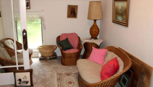 Secluded Bed and Breakfast Rental near the Mississippi River in Zumbro Falls, Minnesota - Foto 3