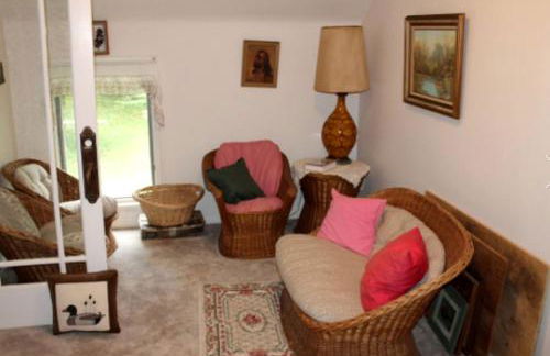 Secluded Bed and Breakfast Rental near the Mississippi River in Zumbro Falls, Minnesota - Foto 3