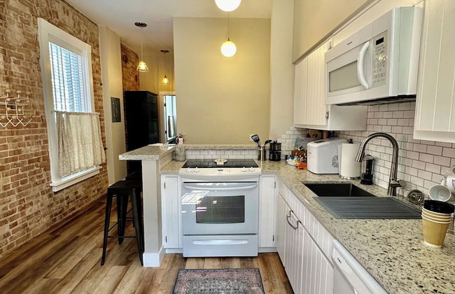 Bisbee Brownstone Suites - Photo 36