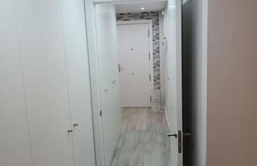 ¡Al lado de la Clínica Oftalmológica Vega! - Foto 35