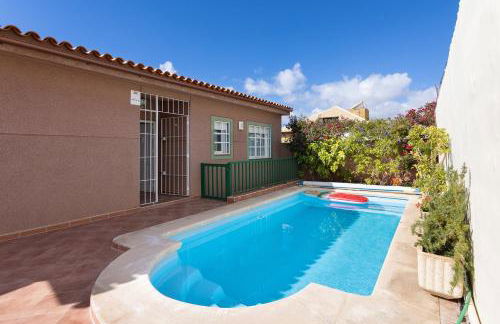 Casa Melocoton - Private pool - Ocean View - BBQ - Garden - Terrace - Free Wifi - Child & Pet-Friendly - 4 bedrooms - 8 people - Foto 1
