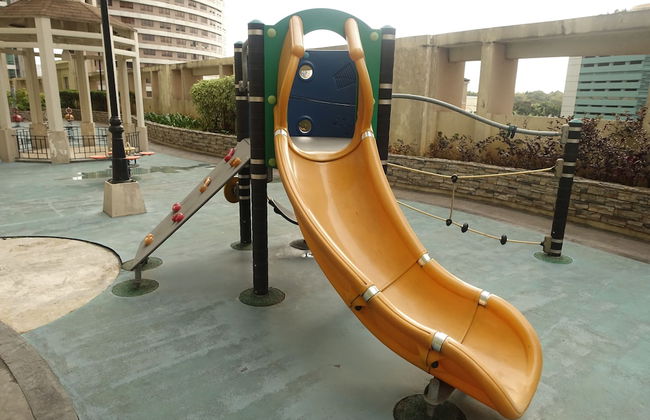 Luxury Condo at Forbeswood Parklane - Foto 78