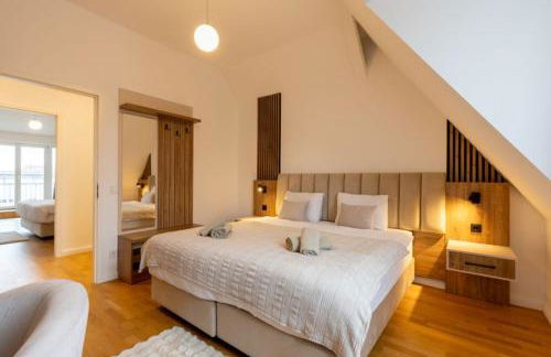 Modern Kudamm Luxury Home with 2 kitches - Foto 12