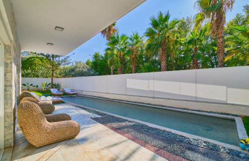 Luxury Villa with Pool, BBQ & Garden in Vouliagmeni - Foto 46