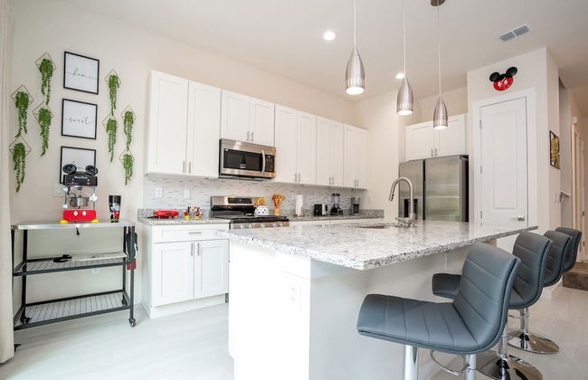 Upstay - Disney Themed House - Sleeps 16 - Foto 10