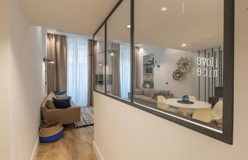 COURS SALEYA Renovated 3 Bedrooms 1 min to Beach Air Conditioning - Foto 51