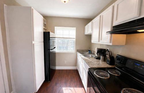 Birmingham 1BR Retreat with Parking Near UBA & Vulcan Park - Photo 4