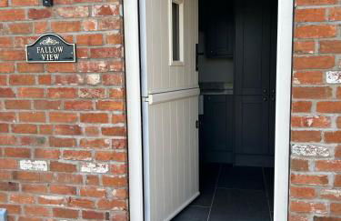 Fallow View - Luxury Countryside Cottage - Photo 31