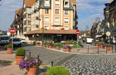 Coeur Deauville Grand 3 pièces avec Parking - Photo 3