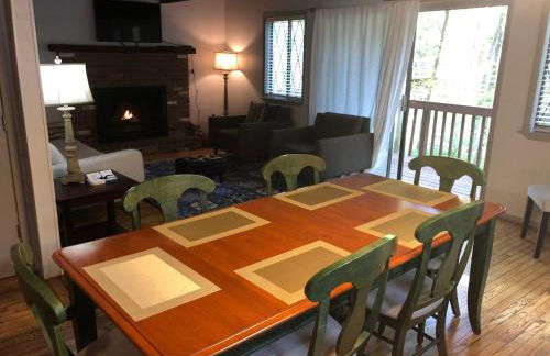 Cozy Cottage at Saw Creek - Foto 42