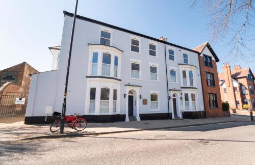 The Old Hotel - Photo 73