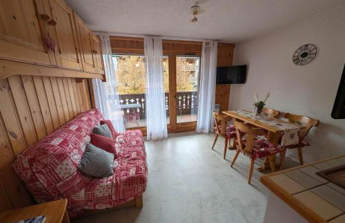 Studio cosy 4 pers. au pied télécabine avec balcon - FR-1-815-106 - Foto 2