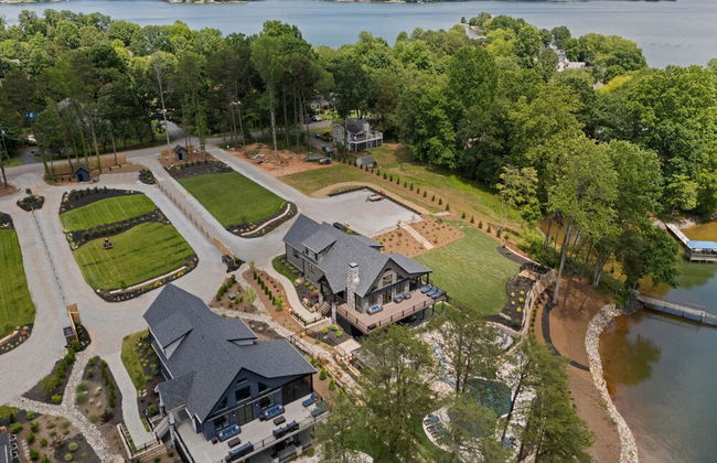 Gray Fox Lodge by Avantstay Waterslide Pool Theater Sleeps 23 - Foto 80