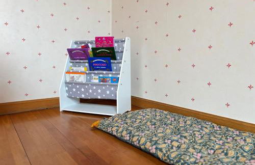 Le So Art, grande maison 4 chambres, terrain de pétanque, grand jardin clos, flipper, babyfoot, jeux Arcade, ping pong,1 km mer, proche golf, Port en Bessin, Bayeux et plages du débarquement, adaptée enfants - Foto 37